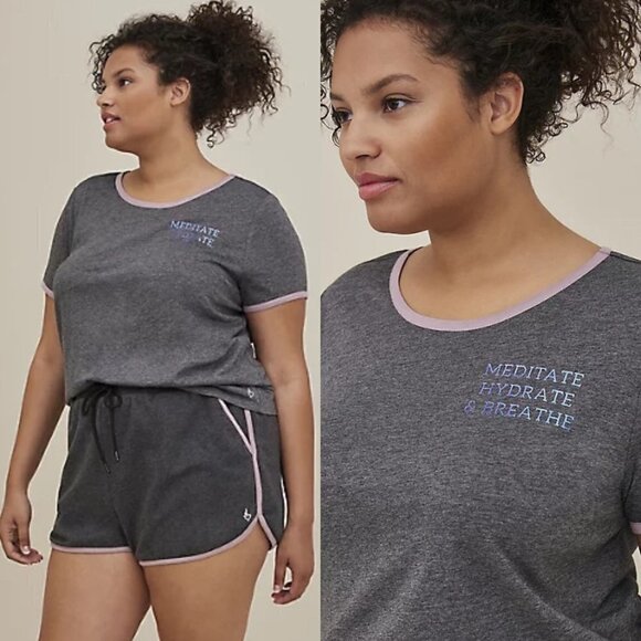 Torrid Womens NWT Performance Cotton Meditate Hydrate Breathe Grey Crew Tee 3X - Picture 1 of 9